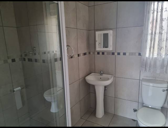 3 BEDROOM TOWNHOUSE FOR SALE IN WATERKLOOF HILL ESTATE